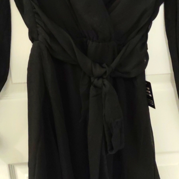 NWT Express Wrap Black Chiffon Surplice Dress Size S - Picture 3 of 10